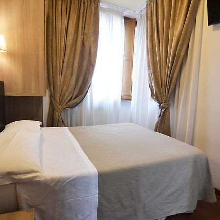 Hotel Il Castelletto Roma Exterior foto